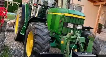 John Deere 6210 SE