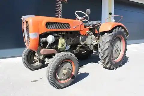 Sonstige Bautz 300