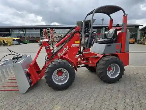 Fuchs F 950 E Elektrohoflader mit 1.450Kg Kipplast uvm