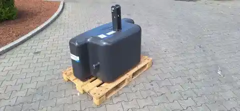 Fliegl AgroCenter Gewicht 750kg 