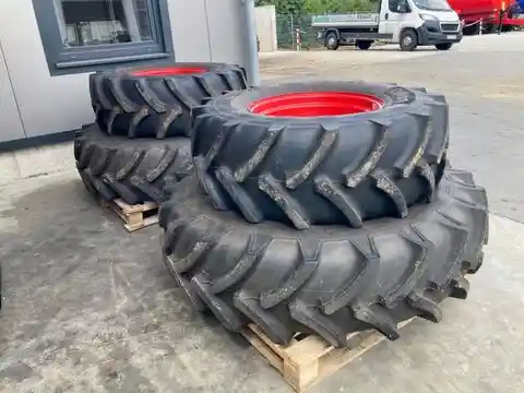 Cultor 420/70 R24 + 420/85 R38