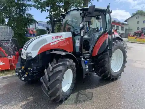 Steyr 4100 Kompakt (Stage V)