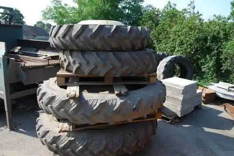 Continental 270/95R36