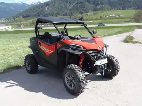 CF-Moto ZForce 950 Sport