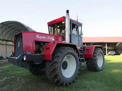 Kirovets K701M