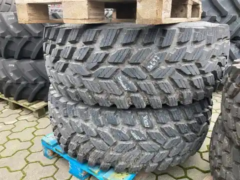 2x 440/80 R24 Nokian Räder