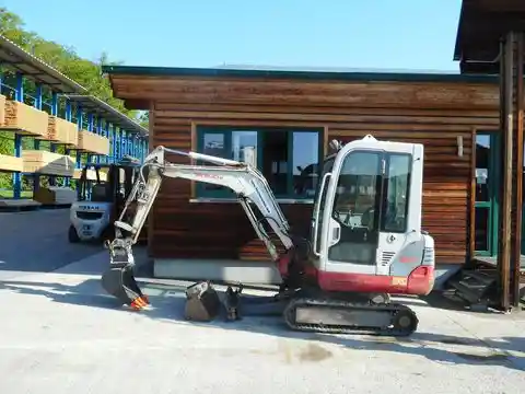 Takeuchi TB219 ( 2.070kg ) mit POWERTILT 