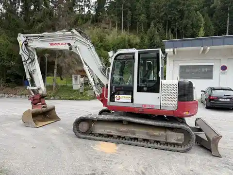 Takeuchi 