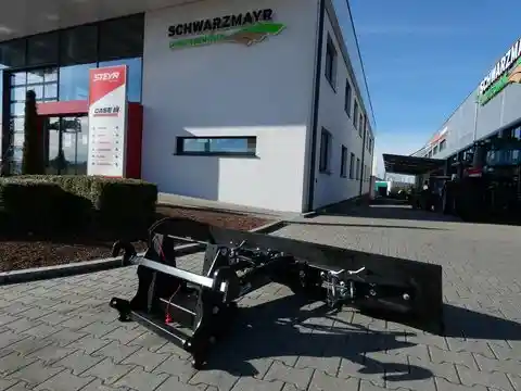 Sonstige Giant Futterschieber 2000Euro 