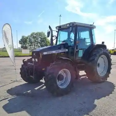Massey Ferguson 6255