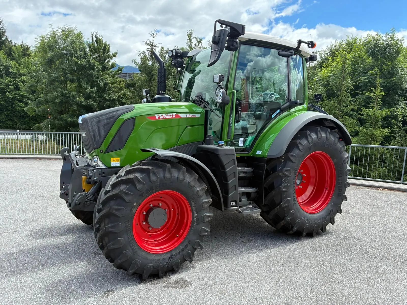 Fendt 314 Vario Gen4 (2026): 142 PS, 2 Stunden und Power Beyond – Bild 2