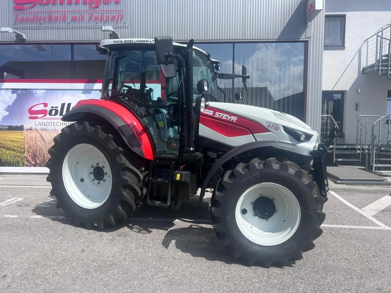 Steyr 4110 PLUS (2025): 110 PS, 20 Stunden und S-Control 2 – Bild 2