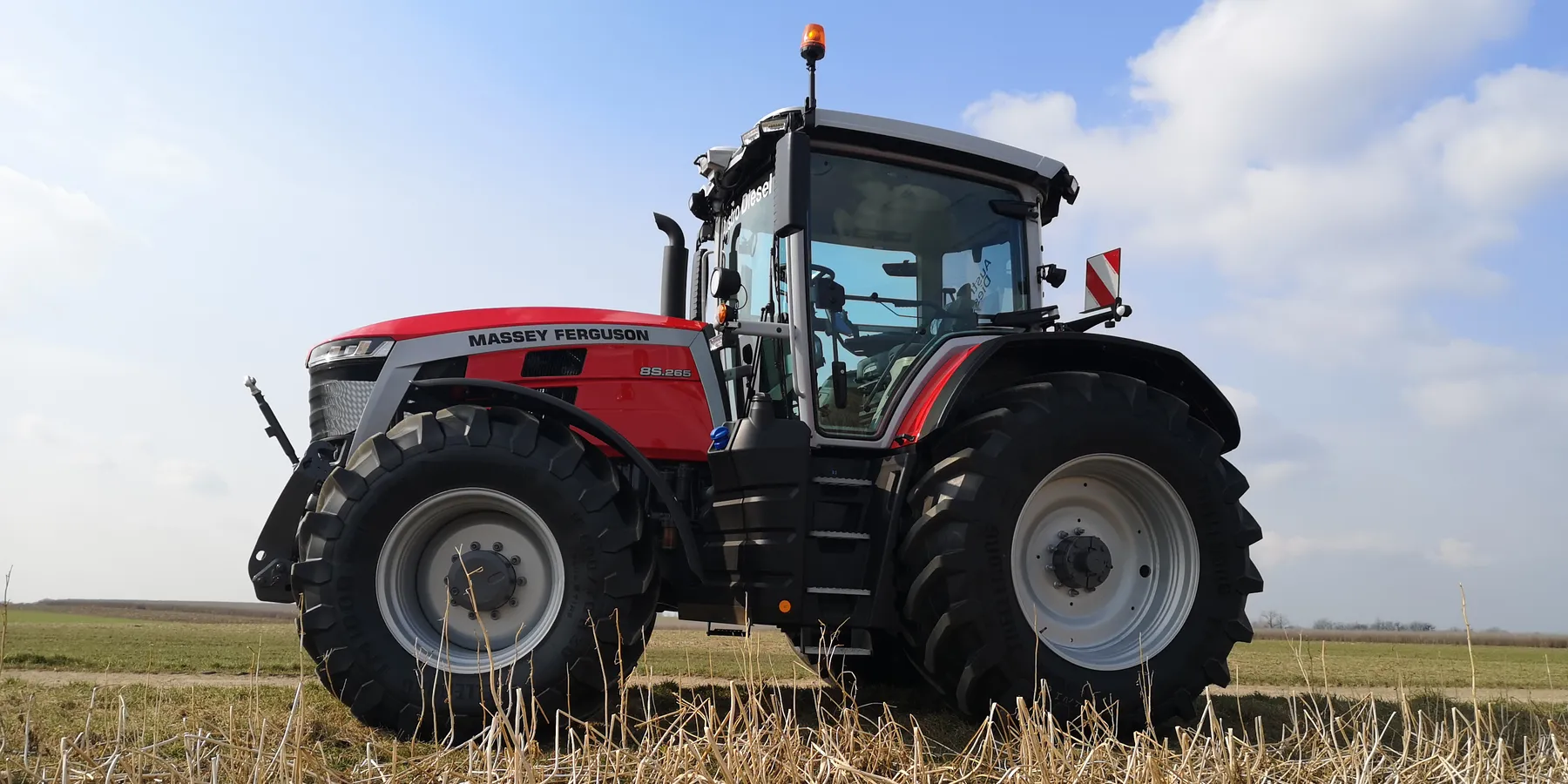 Massey Ferguson 8S ist Traktor des Jahres 2021 – Bild 1