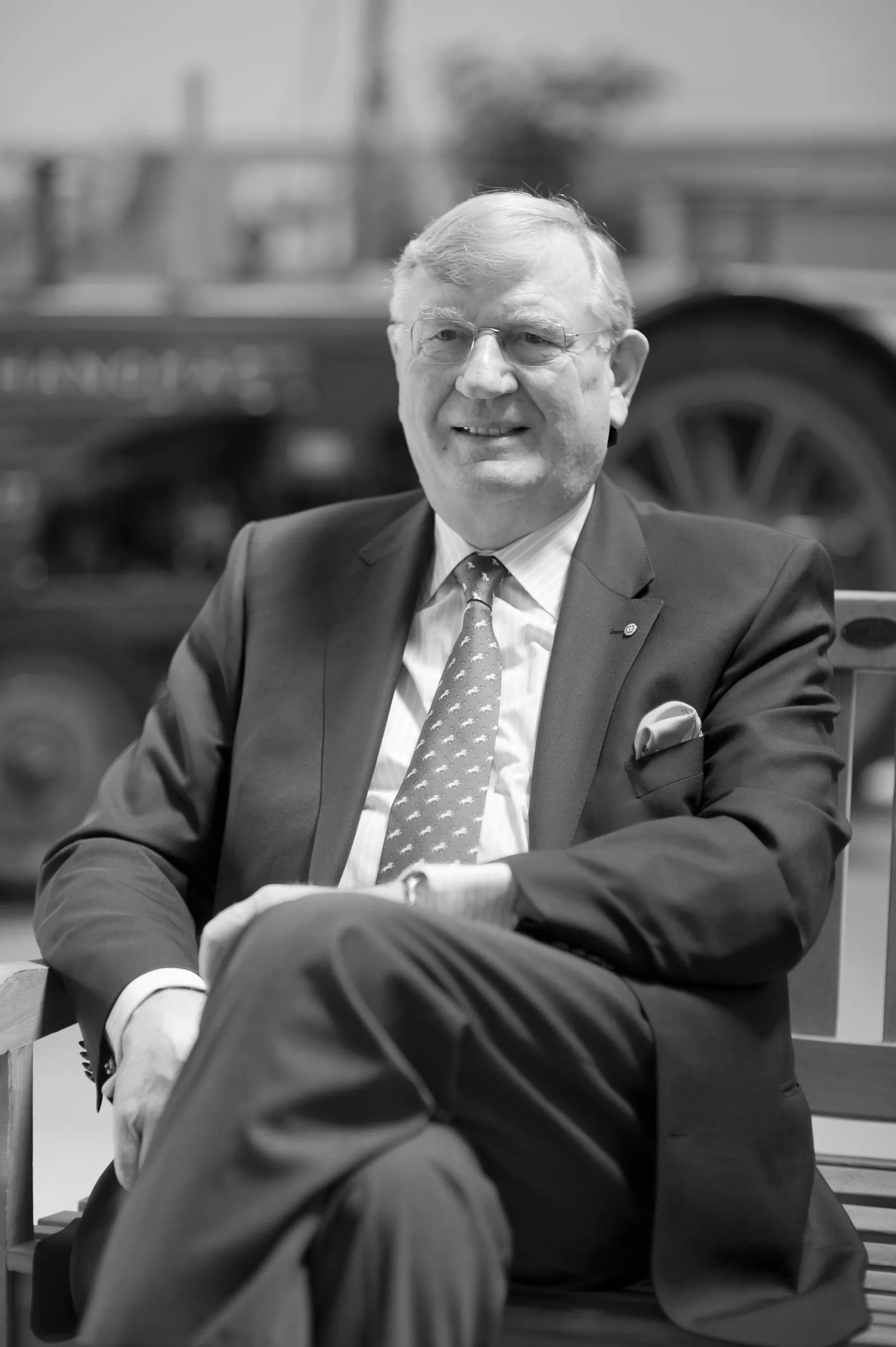 Unternehmerpersönlichkeit Dr. Bernard Krone verstorben
