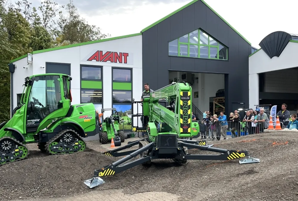 AVANT Hoflader-und Anbaugeräte-Programm live auf der Hausmesse von Strobl Austria – Bild 3
