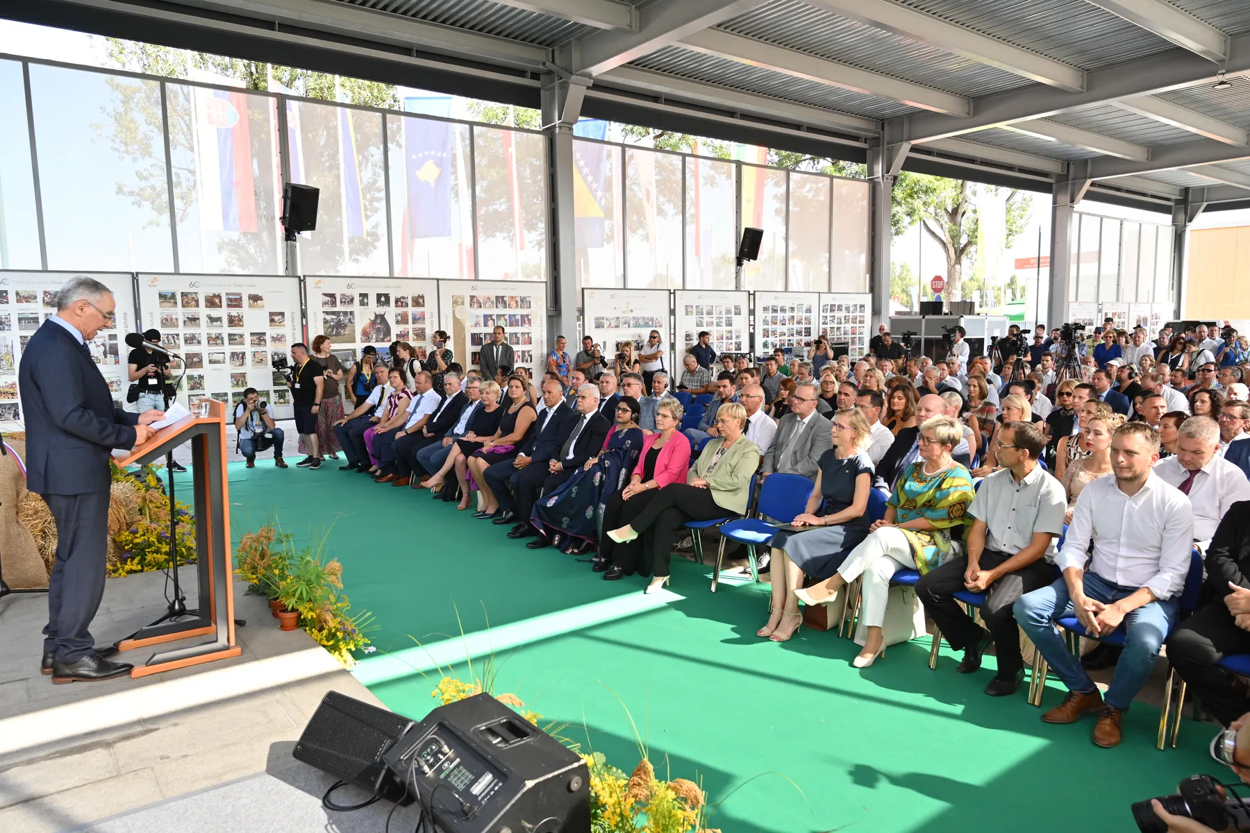 DIE MESSE AGRA,  ZUM 62sten MAL TRADITIONELL FRISCH! – Bild 10