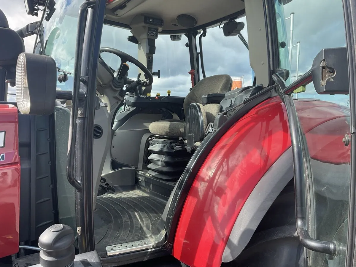 Case IH Luxxum mit 16/16 -Lastschaltung für 77.850 € – Bild 2