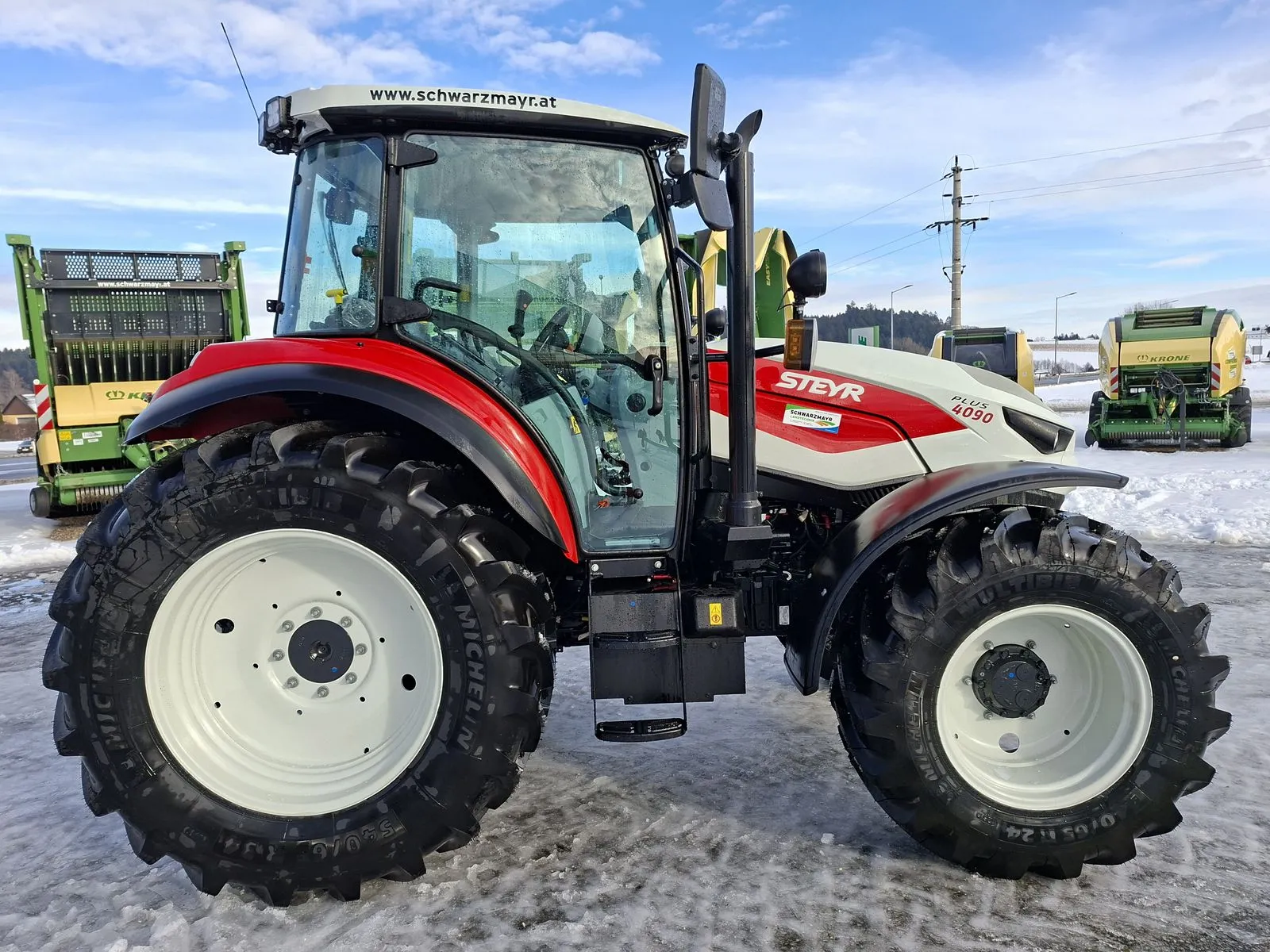 Steyr 4090 PLUS – Bild 1