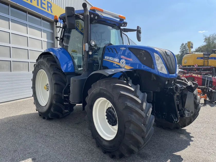 New Holland T7.270 Auto Command (2022): 270 PS und 2.850 Stunden