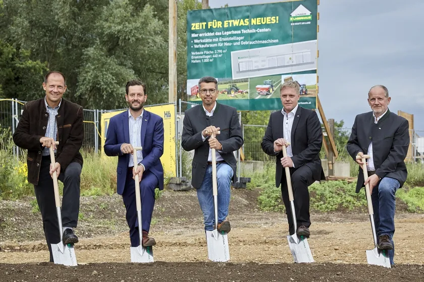 Lagerhaus Technik-Center: Spatenstich für neues Kompetenzzentrum