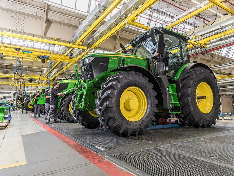 John Deere erwirtschaftet Nettogewinn von 811 Millionen US-$