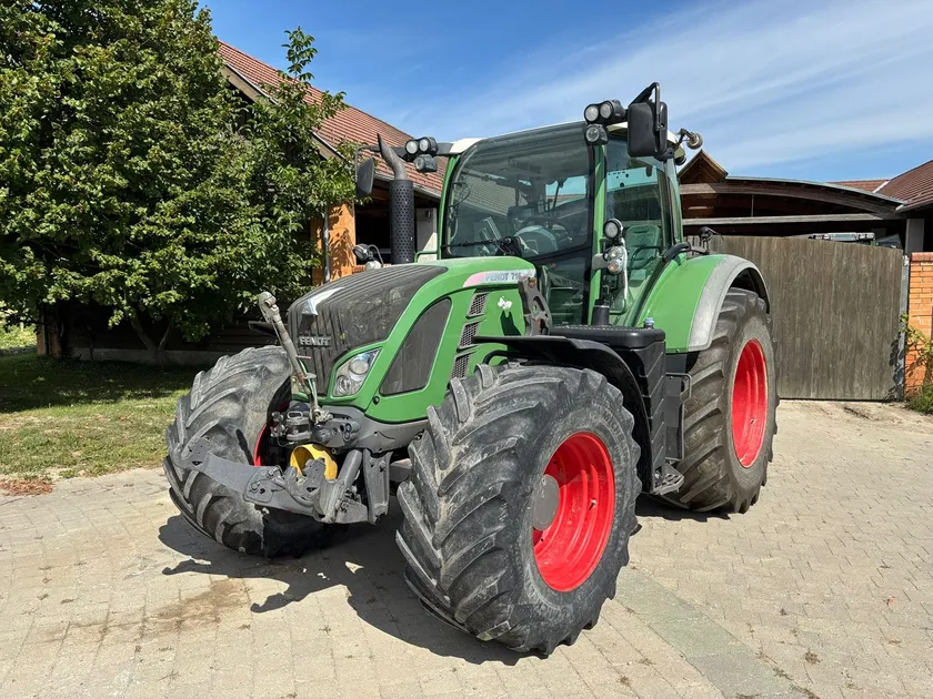 Fendt 716 Vario mit hochwertiger Agrarbereifung für 99.799,20 €