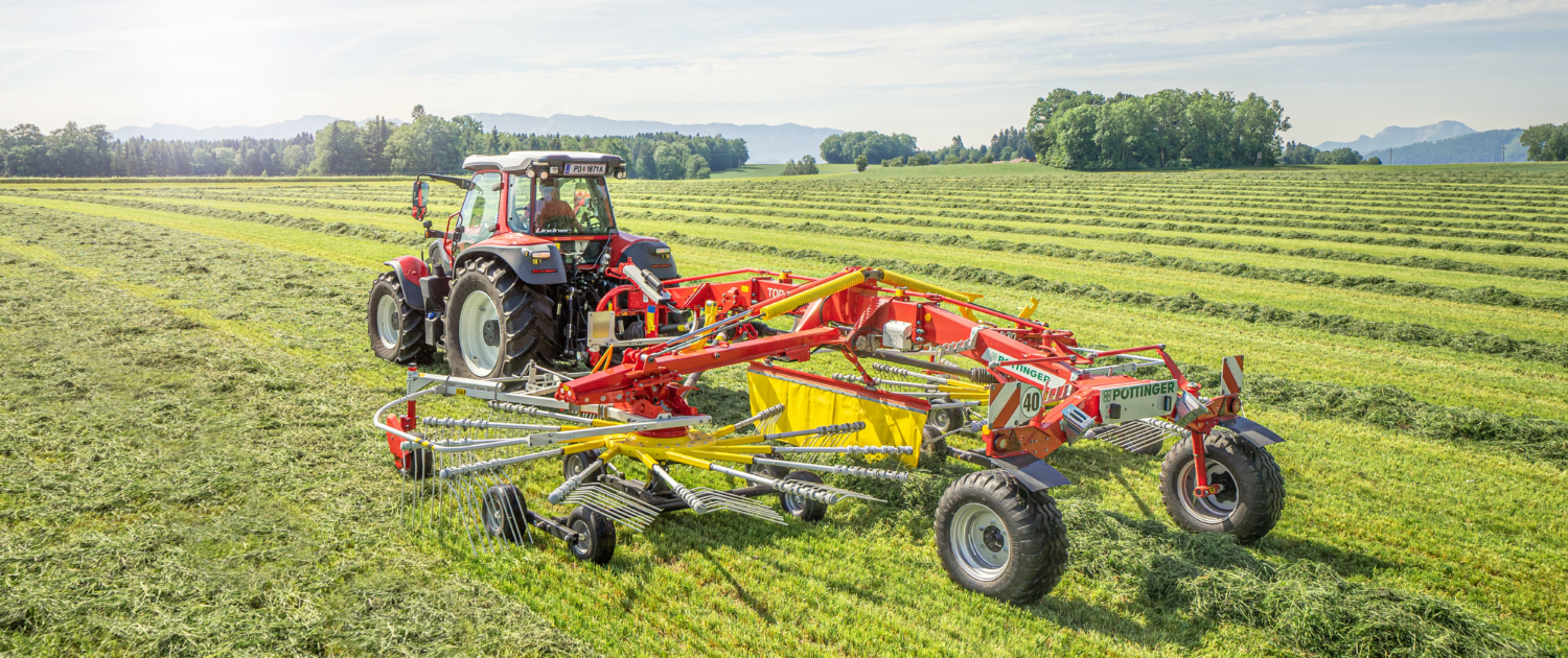 Der neue TOP 882 C Mittenschwader spielt seine volle Stärke mit individuellen Arbeitsbreiten aus