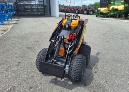 Giant GS900-SKID