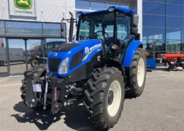 Frontansicht New Holland TD5.85