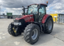 Frontansicht Case IH Luxxum