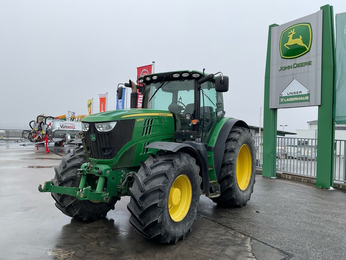 Seitenansicht - John Deere 6210R