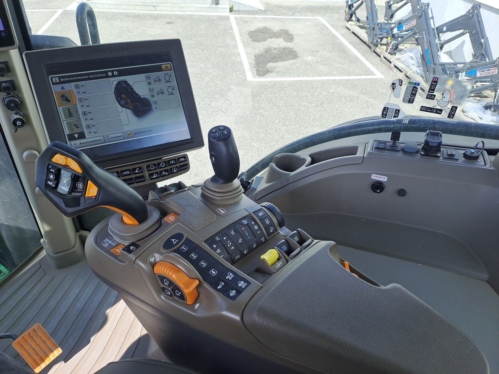 Innenraum John Deere 7R 330 AutoPowr