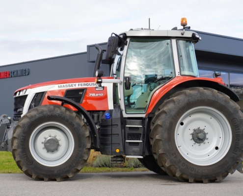 Seitenansicht - Massey Ferguson MF 7S.210 Dyna-VT