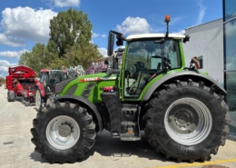 Seitenansicht - Fendt 724 Vario