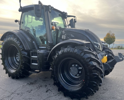 Seitenansicht - Valtra N155 Direct