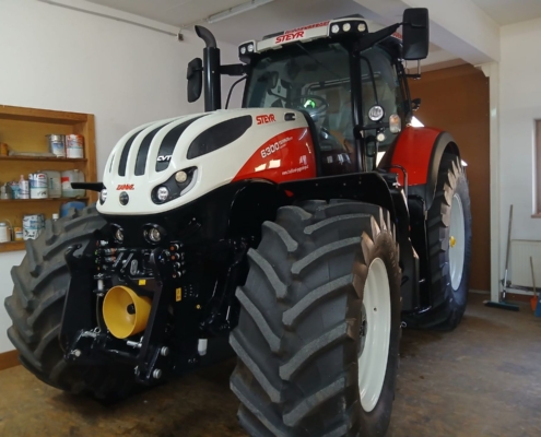 Seitenansicht - Steyr Terrus 6300