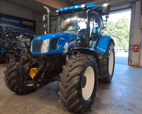 Seitenansicht - New Holland T6.140 Auto Command