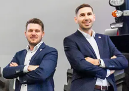 Titelbild: Manuel Schindele und Johannes Schneider - neue Geschäftsführung bei Austro Diesel
