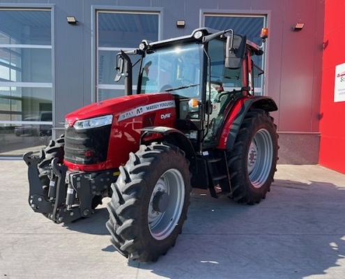 Seitenansicht - Massey Ferguson MF 5711 M