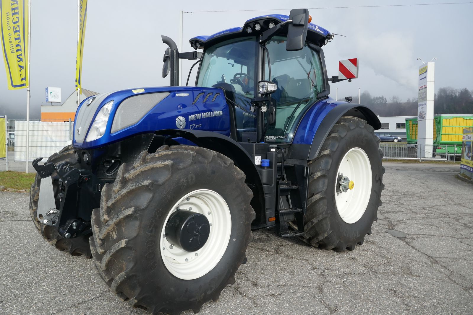 Seitenansicht - New Holland T7.260 PLM Auto Command