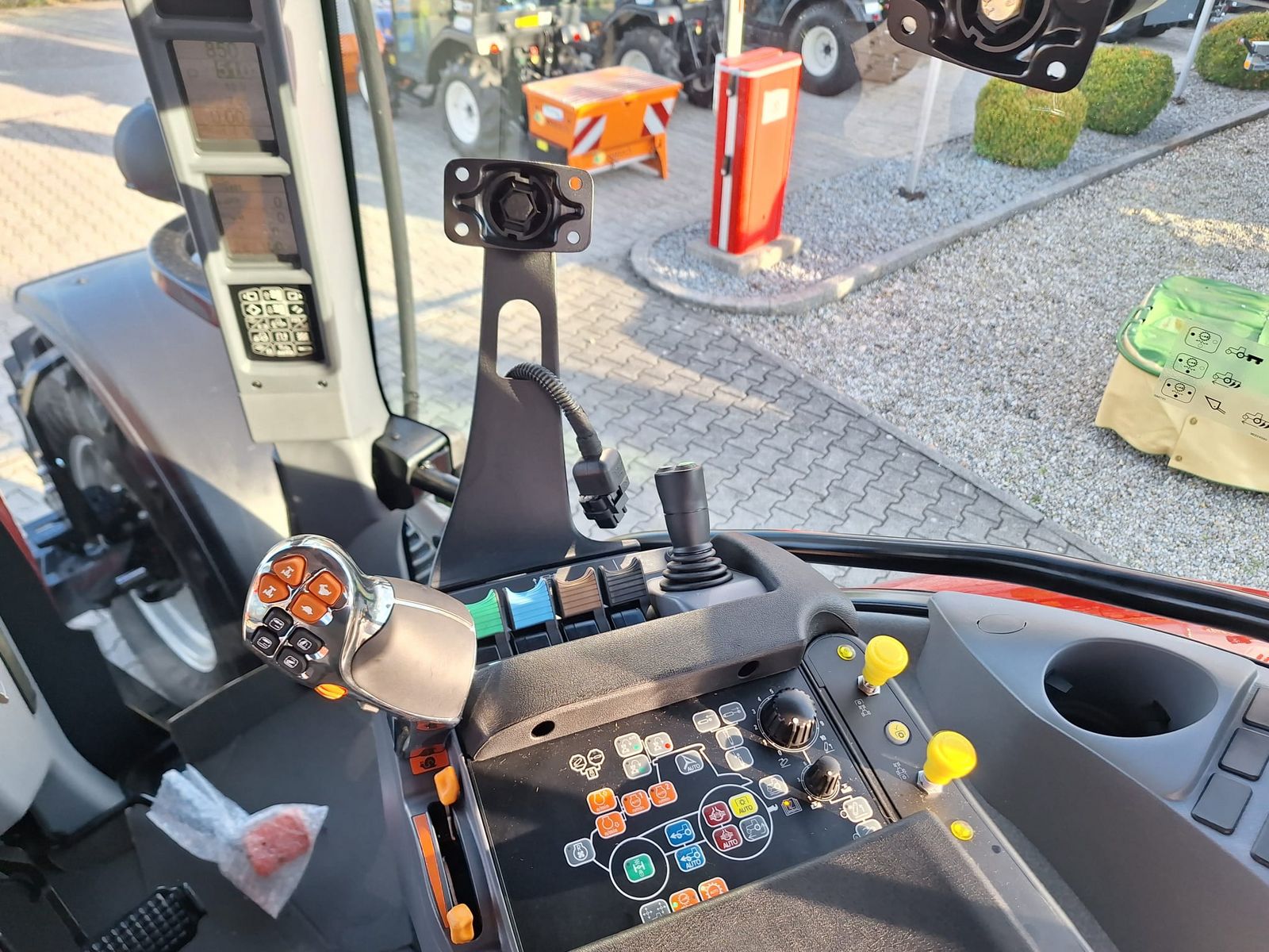 Innenansicht - Steyr 6150 Profi CVT