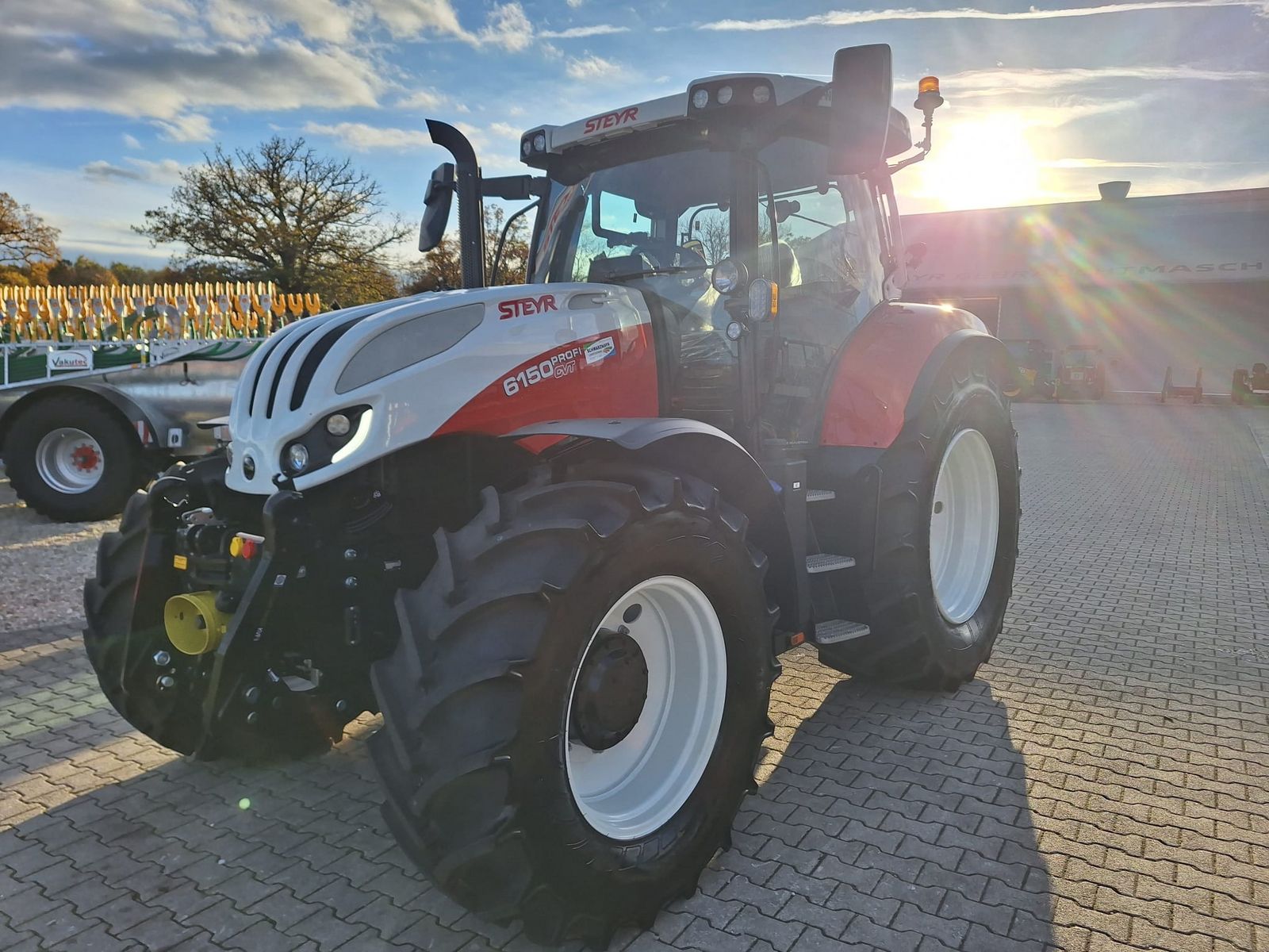 Seitenansicht - Steyr 6150 Profi CVT