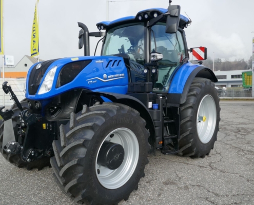 Seitenansicht - New Holland T7.245 PLM Auto Command