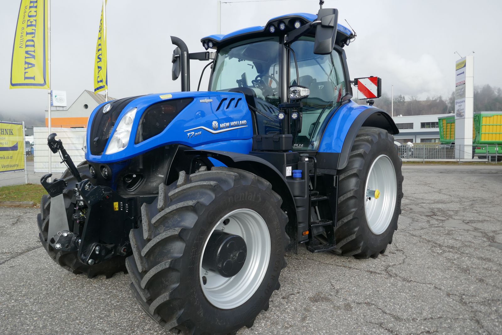 Seitenansicht - New Holland T7.245 PLM Auto Command