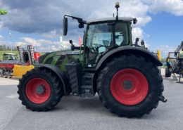 Seitenansicht - Fendt 724 Vario