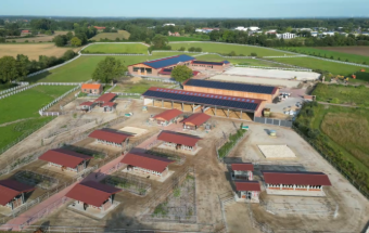 Titelbild: Haus Brook Flugansicht