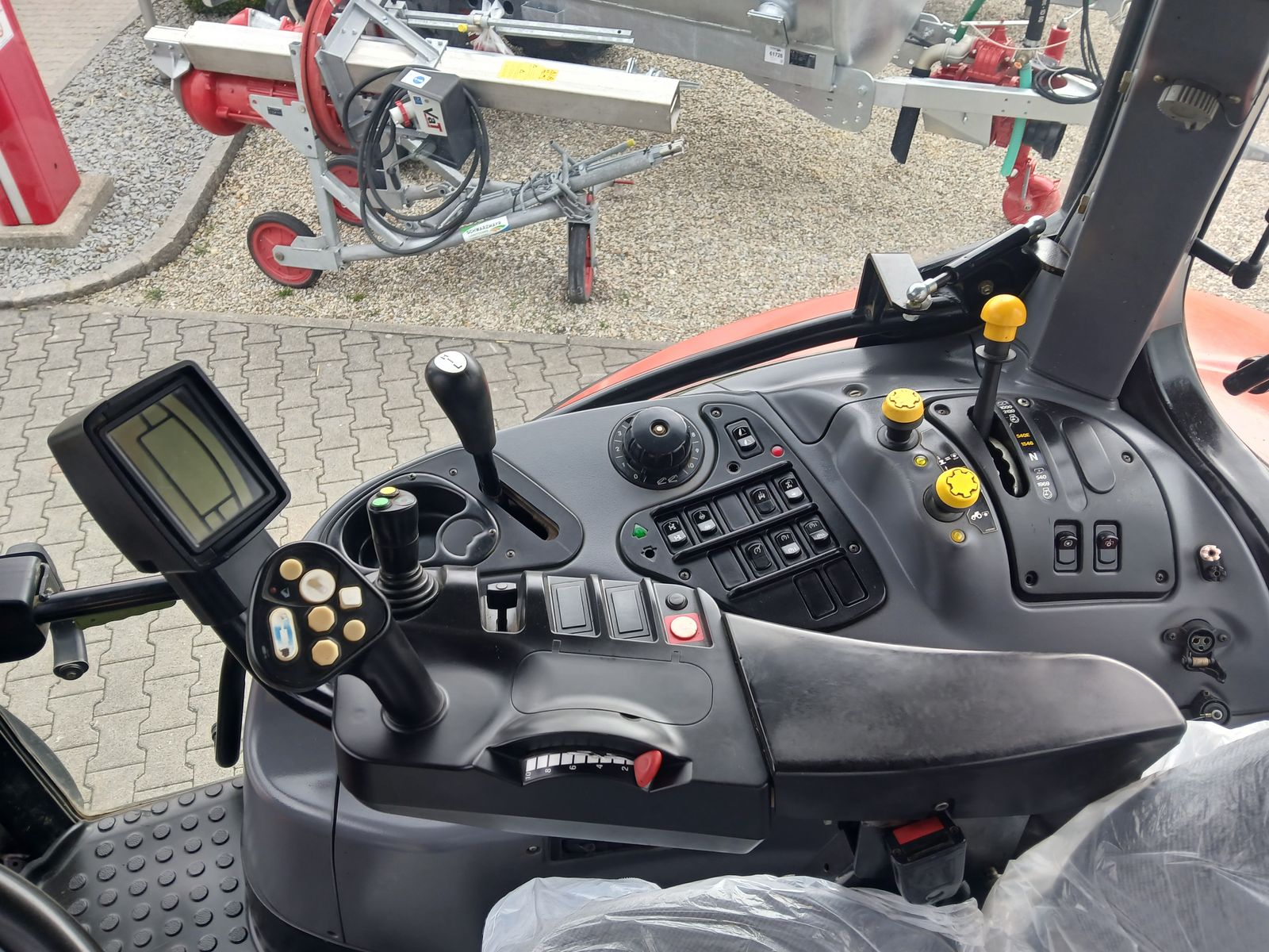 Innenansicht - Steyr Profi 4115 Komfort