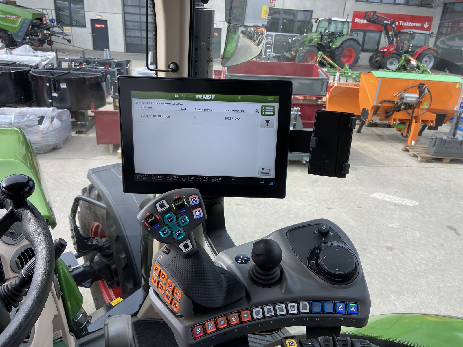 Innenansicht - Fendt 714 Vario Power