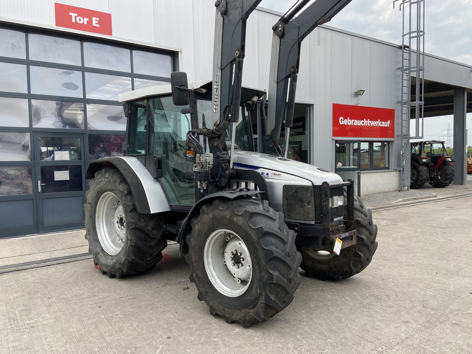 3379-906e630e77c3b9b219bca9b2c8a099e2-6057659-3vb Seitenansicht - Lamborghini 1050 VDT