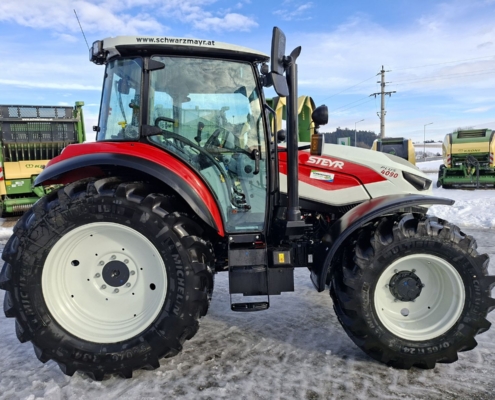 Seitenansicht - Steyr 4090 PLUS